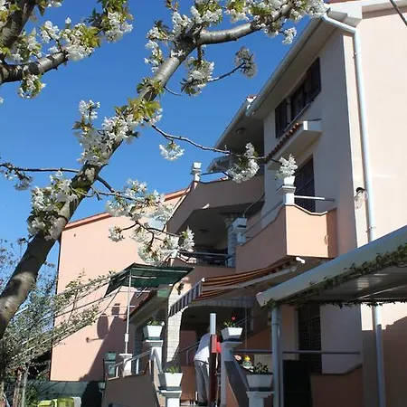 Fazana 6 Apartmán *
